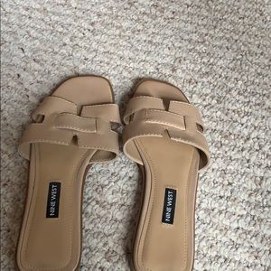 Nine West Gianna Cut Out Slide Sandal